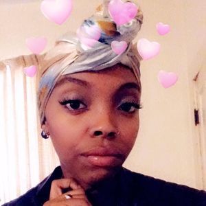 Meet your Posher, Lacey